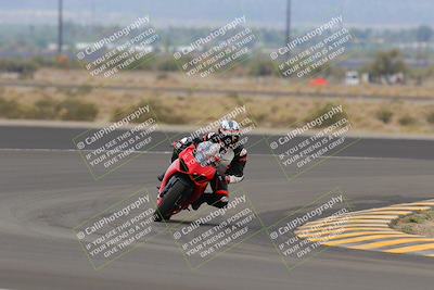 media/Sep-10-2022-SoCal Trackdays (Sat) [[a5bf35bb4a]]/Turn 11 (11am)/